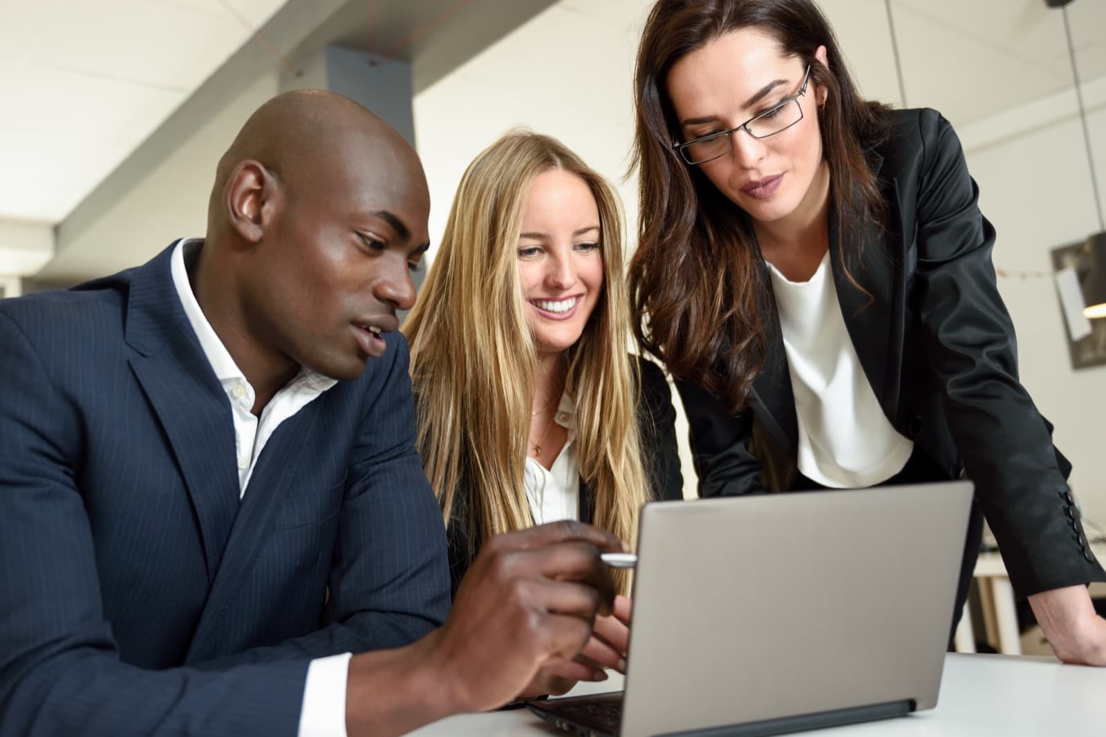 A professional team in the UAE using AI to improve operations and communication